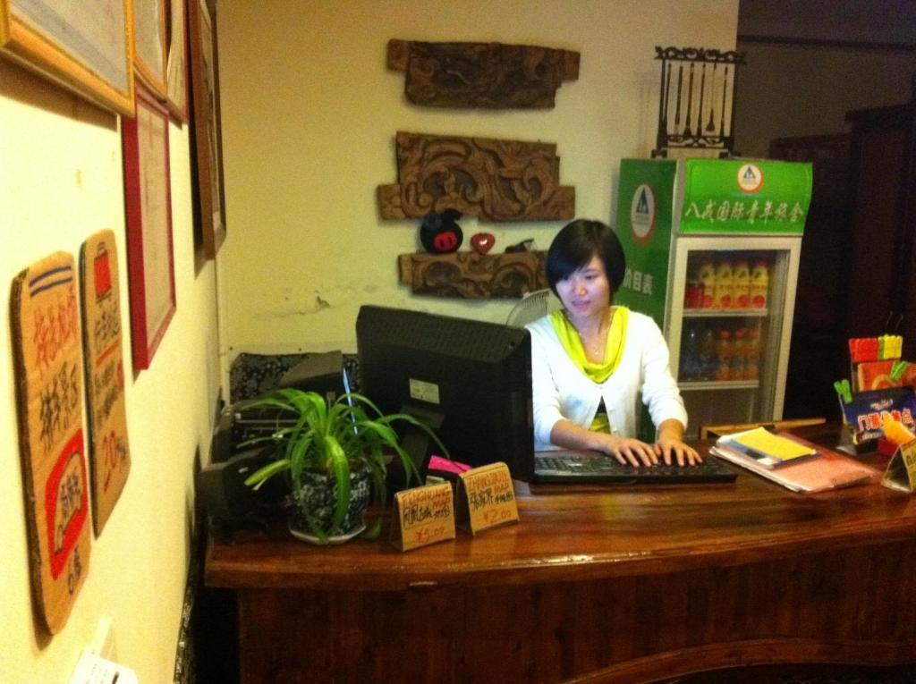 Bajie Youth Hostel Zhangjiajie Extérieur photo